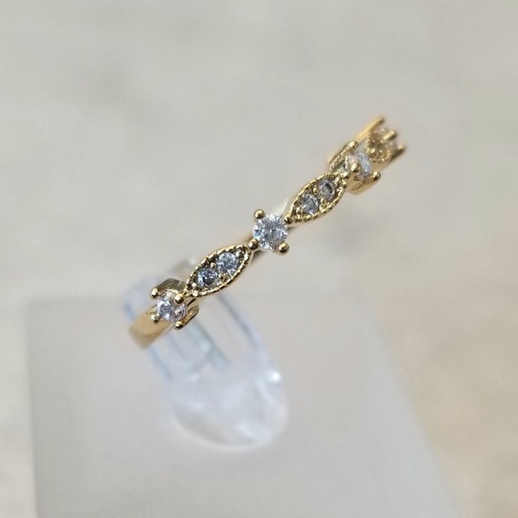 18k Stack Band - Picture 4 of 9